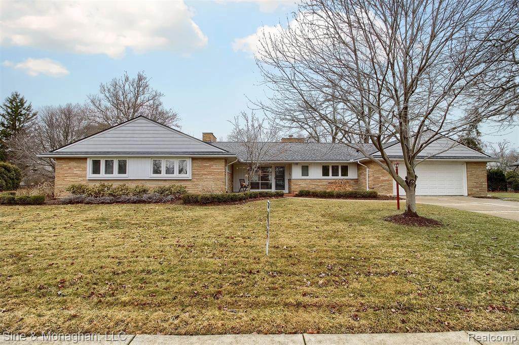 1180 Renaud Rd - Photo 1