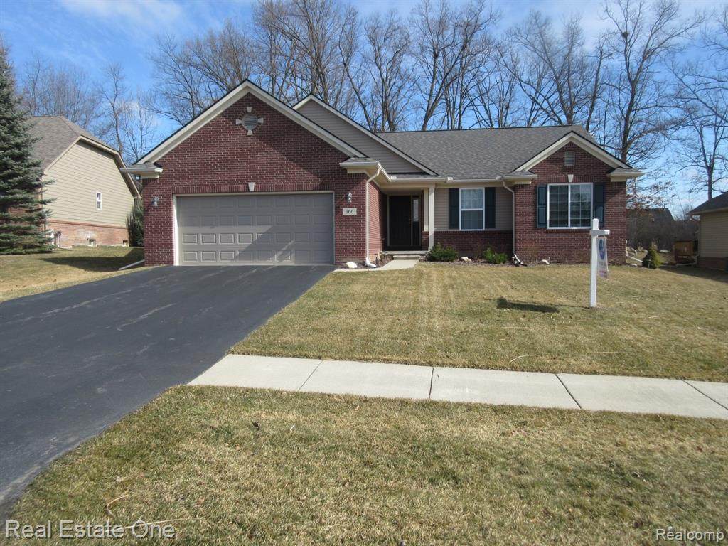 166 Beaumont Crt - Photo 1