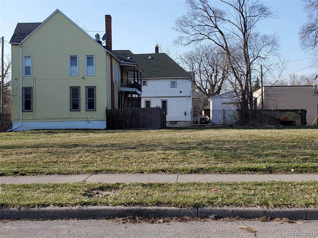 3644 Bagley - Photo 1