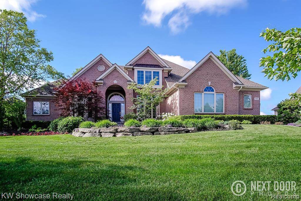 849 Gleneagles - Photo 1 849 Gleneagles - Photo 1