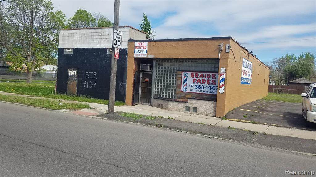 7111 7 Mile East Road - Photo 1