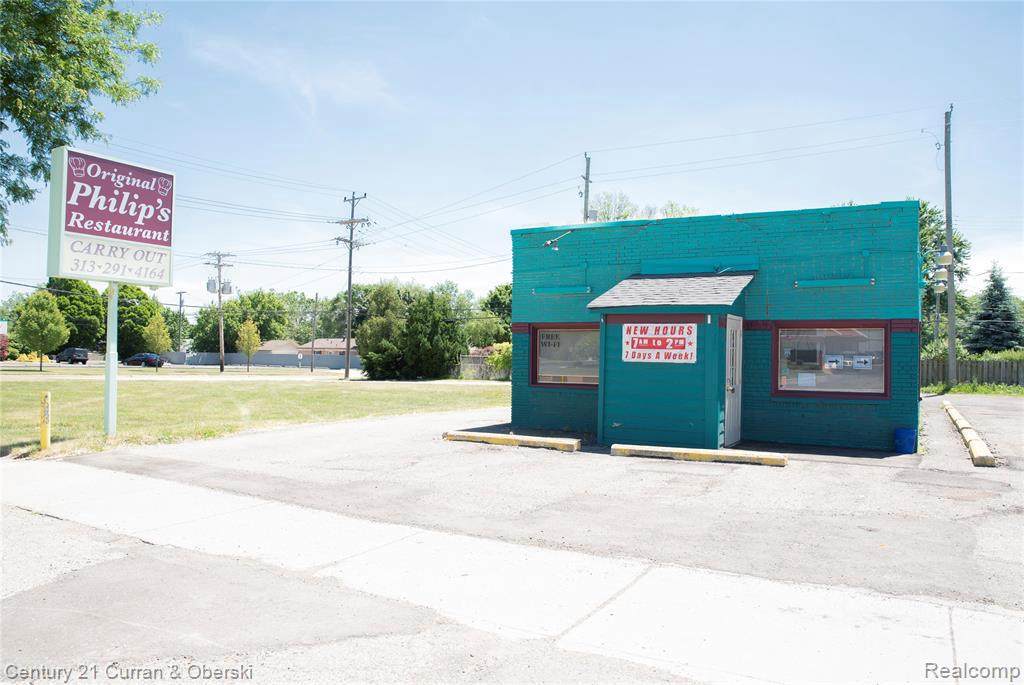 21335 Ecorse Rd - Photo 1