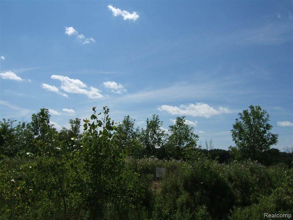 3 Ashley Ln - Photo 1