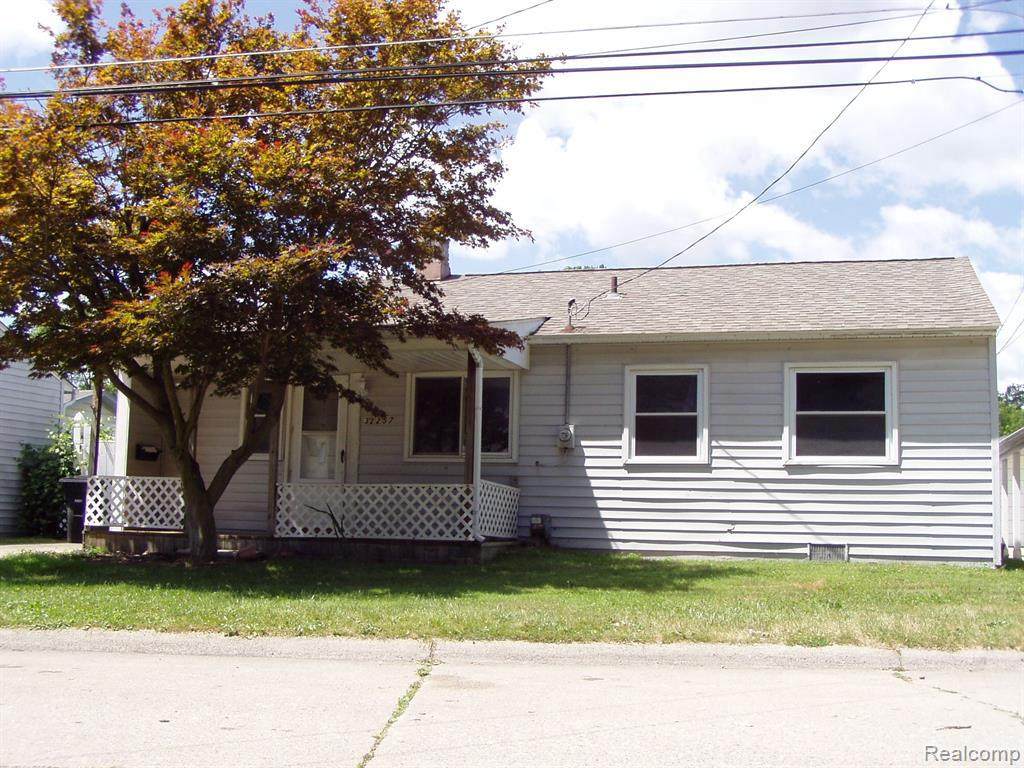32257 Oscoda Crt - Photo 1