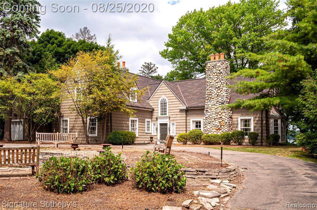 920 Lake Angelus Shrs Dr - Photo 1
