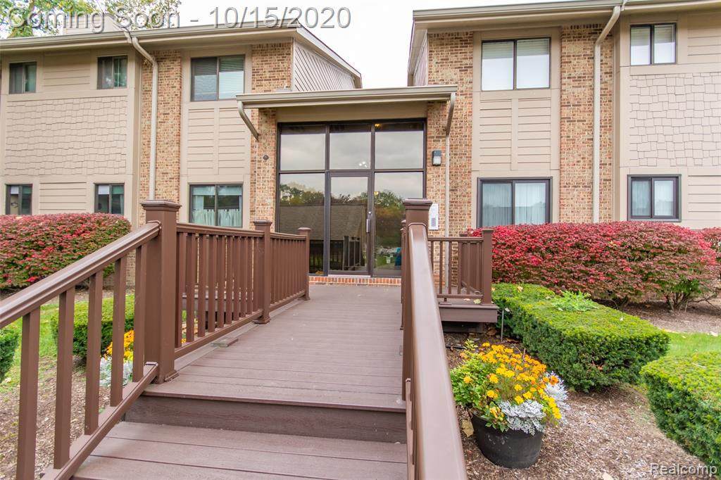 11723 Sycamore Dr - Photo 1