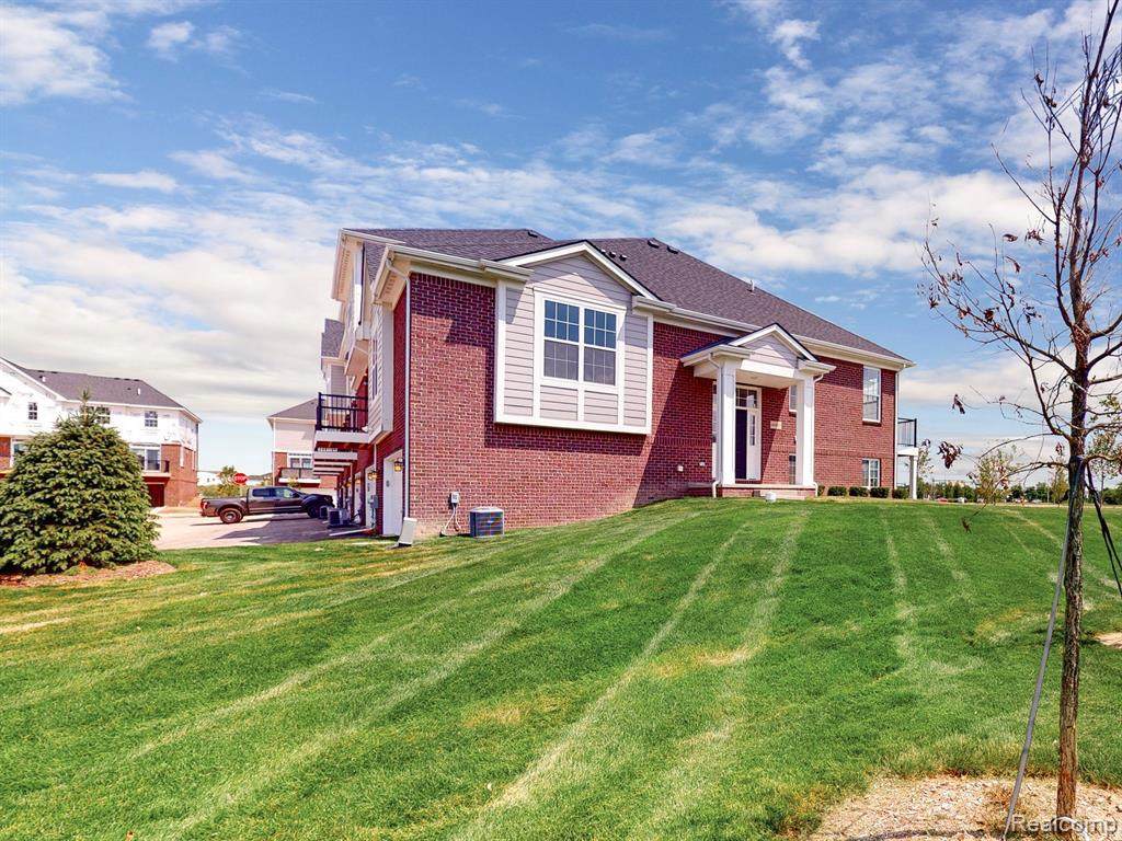 49503 Lantern Way - Photo 1