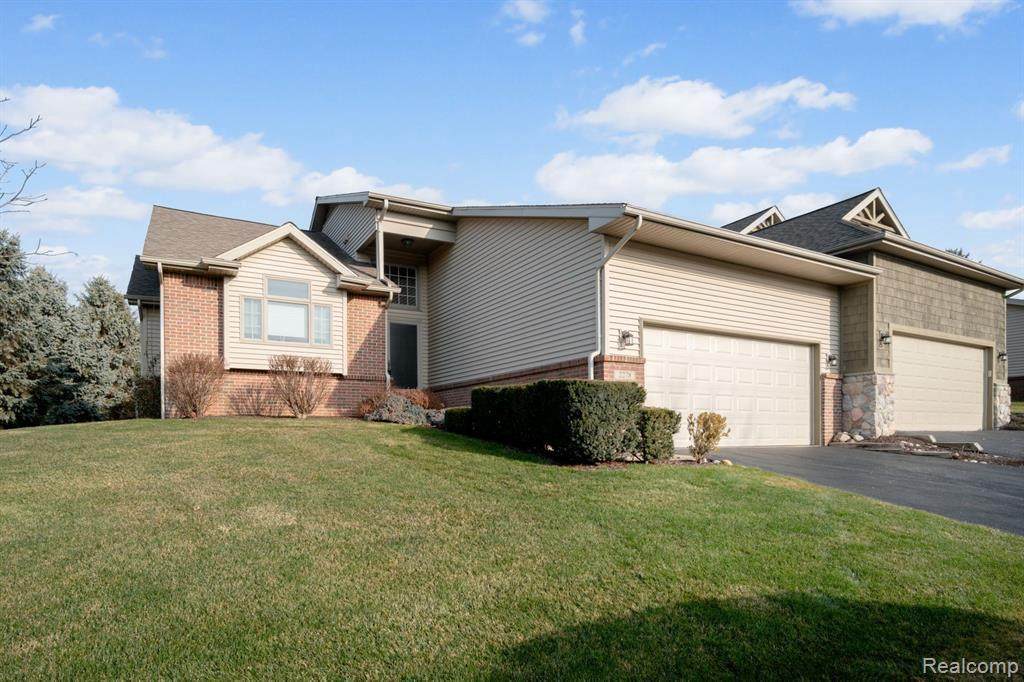 2278 Cherry Wood Dr - Photo 1