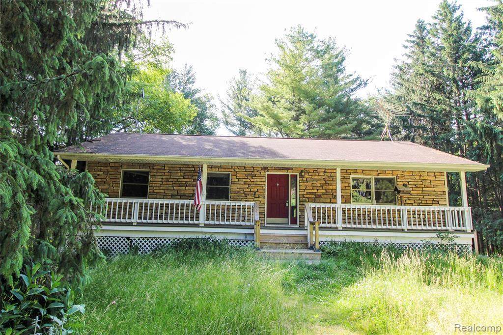 4560 Belle River Rd - Photo 1