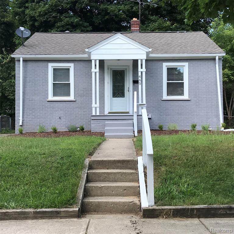 665 4th Ave - Photo 1