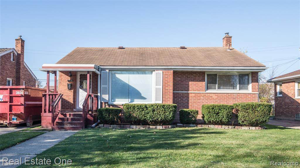 17161 Sumner - Photo 1