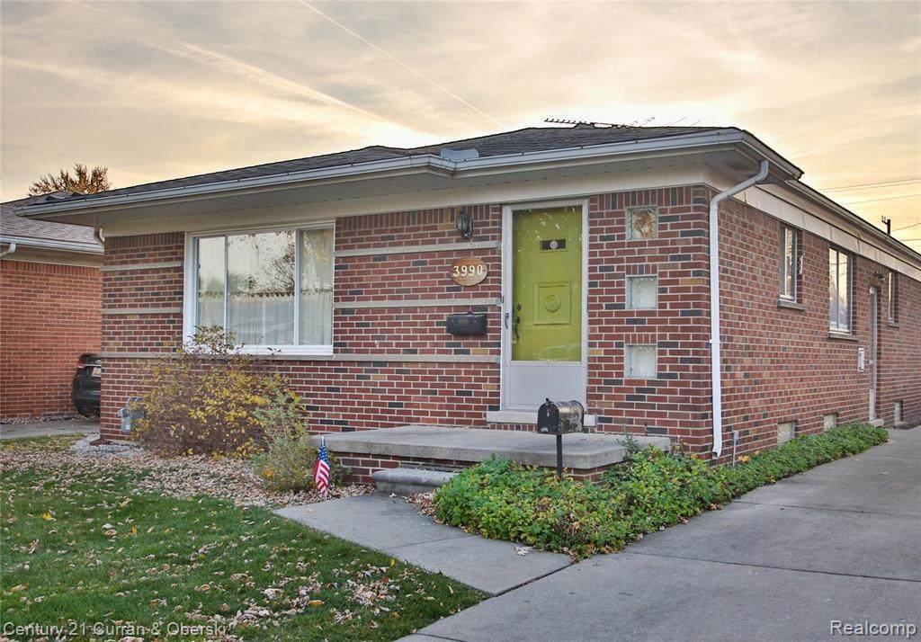 3990 Williams St - Photo 1