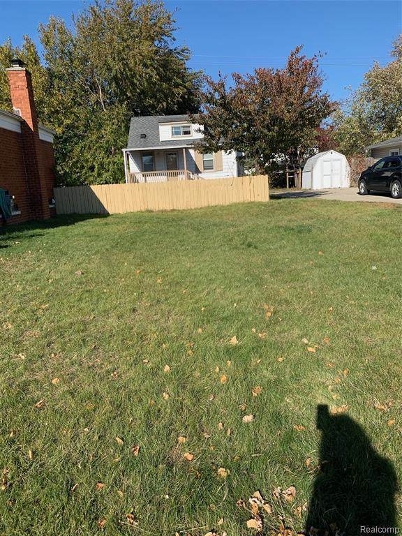8105 Chapp Ave - Photo 1