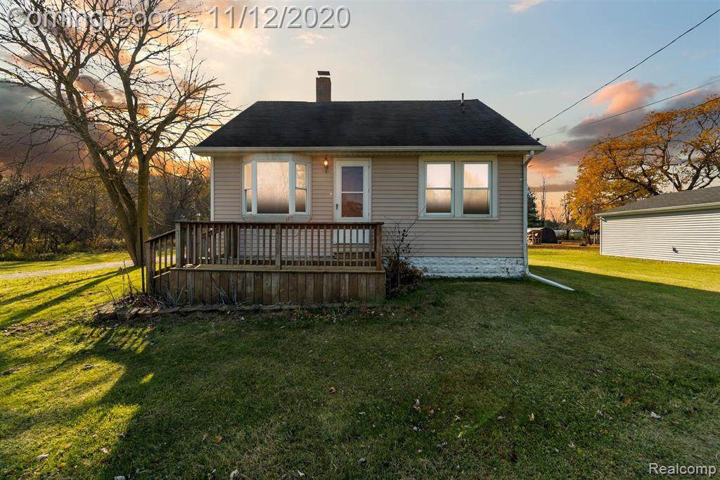 7220 Birch Run Rd - Photo 1