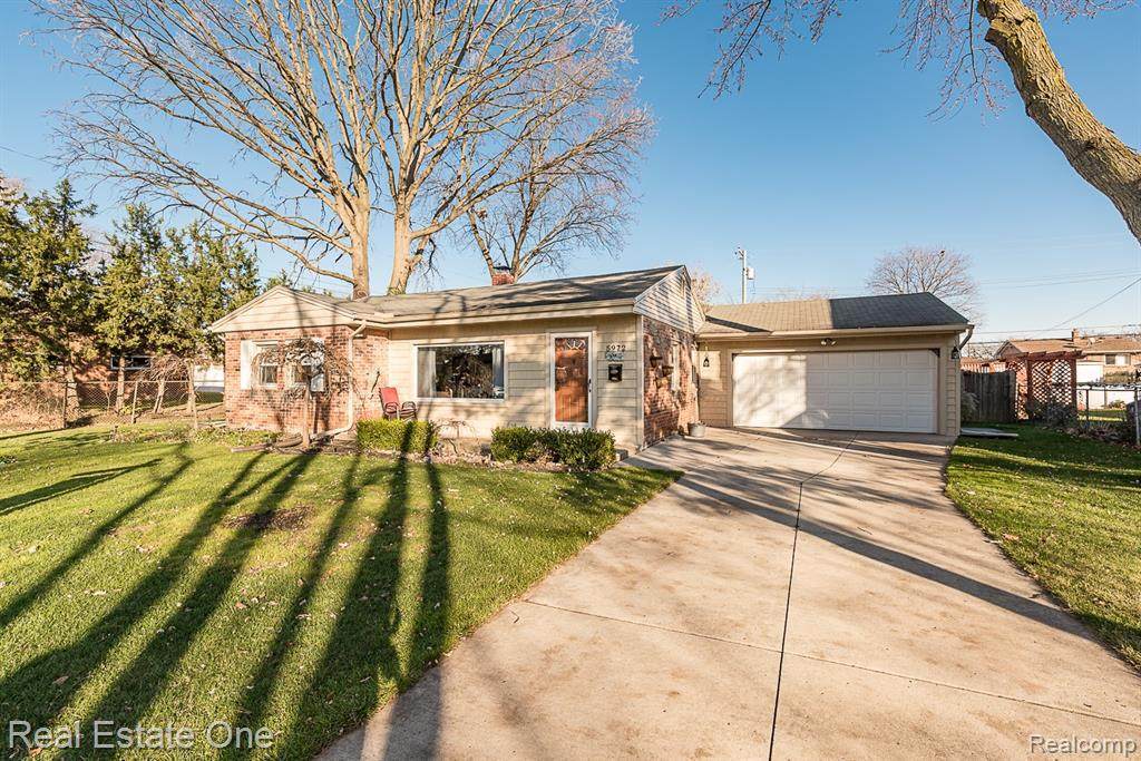 5972 Berwyn St - Photo 1