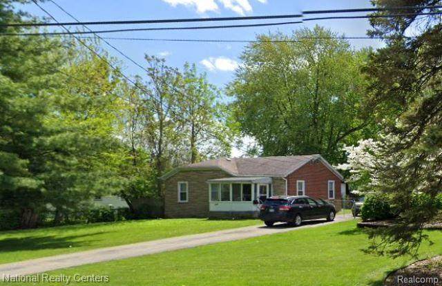 3562 Dallas Ave - Photo 1