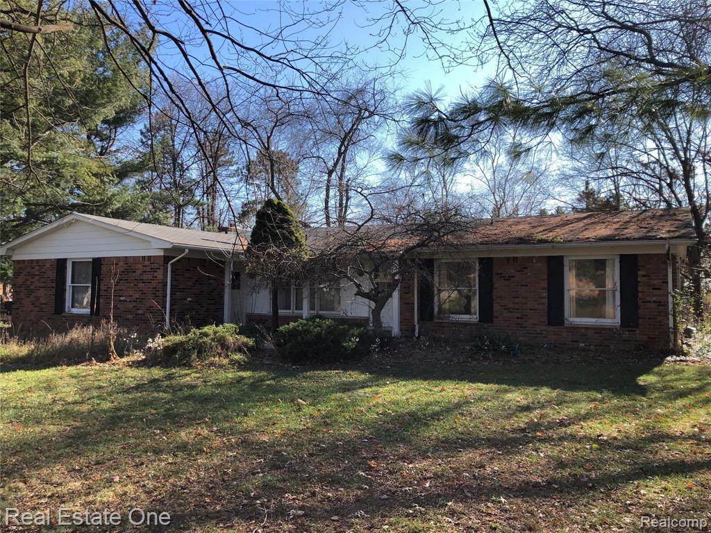 1860 Carter Rd - Photo 1