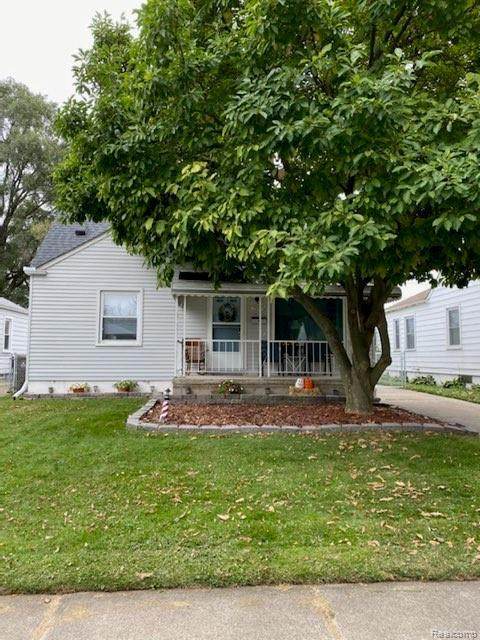 1593 7th St - Photo 1