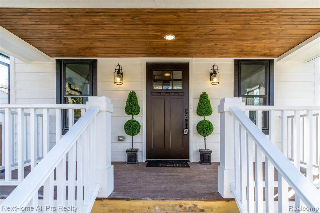 248 Linden St - Photo 1