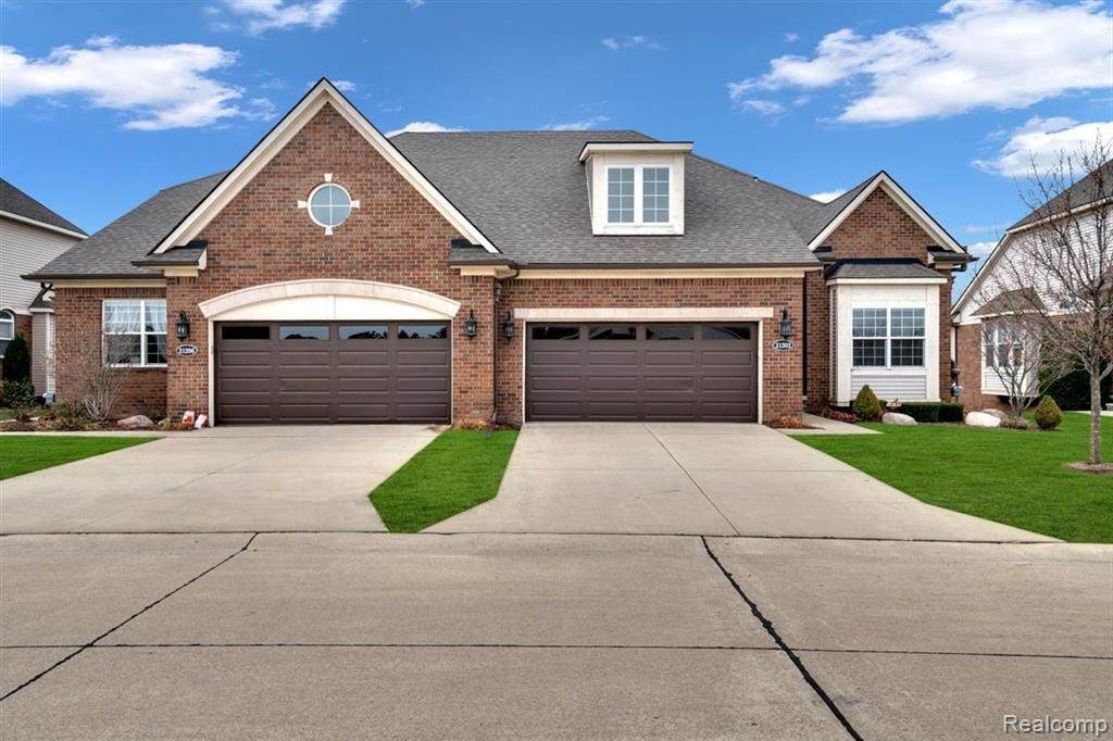 21202 Lilac Ln - Photo 1