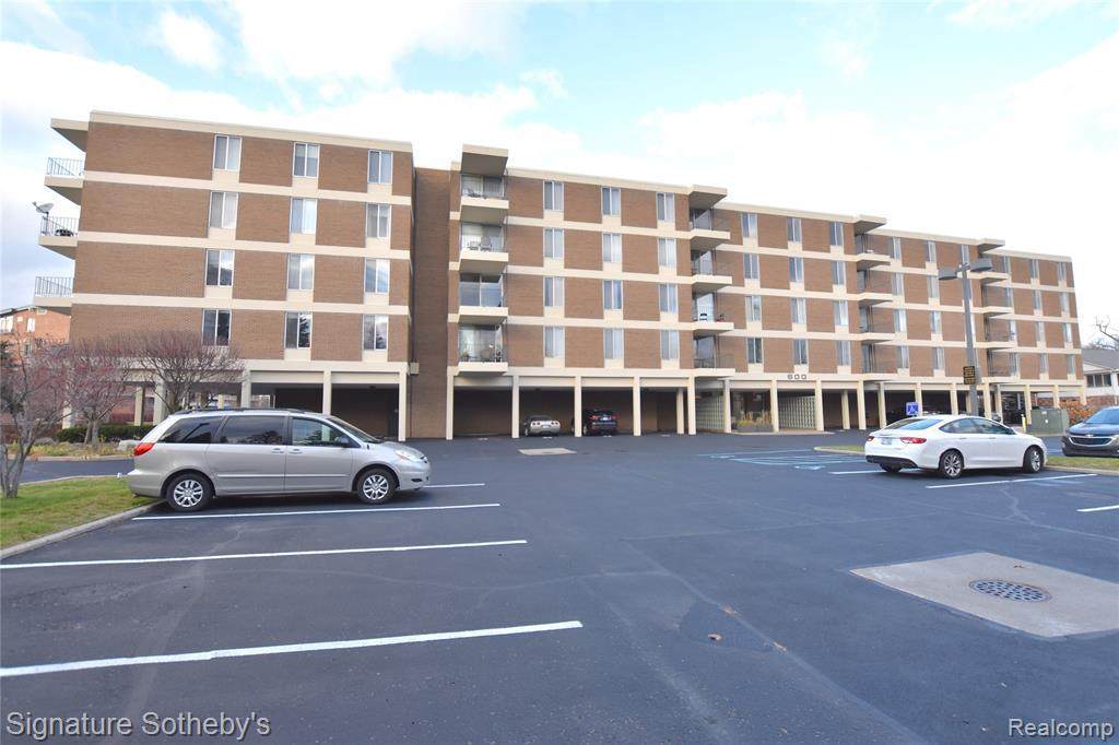 600 Brown St - Photo 1