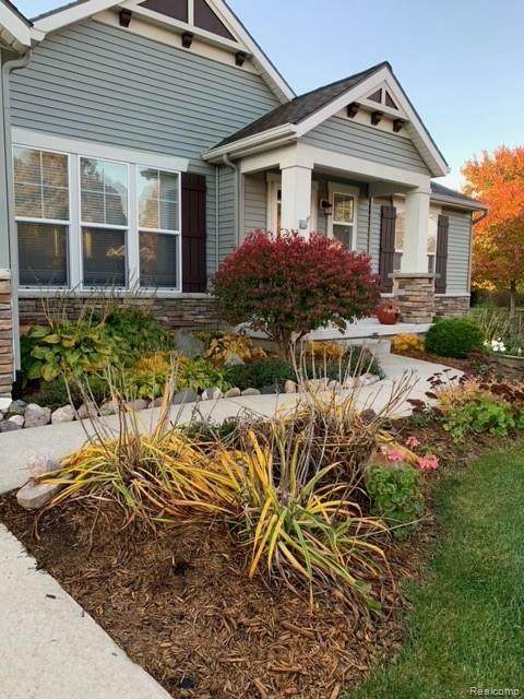 13689 Pearwood - Photo 1