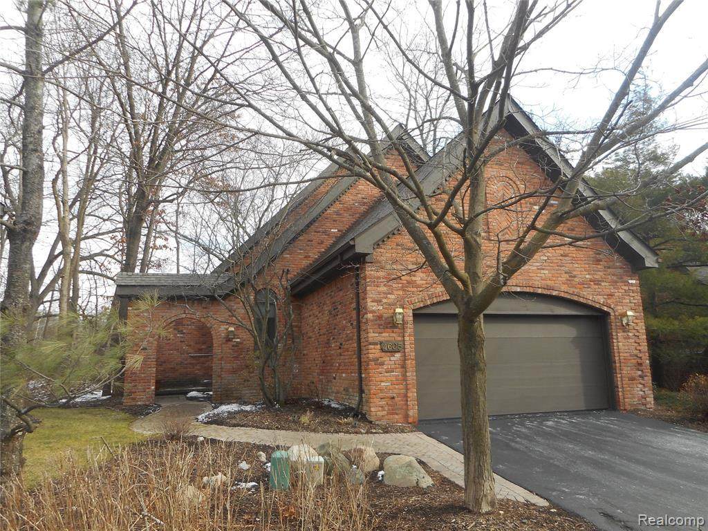 4605 Rue St Michelle - Photo 1