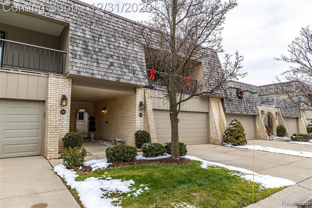 1190 Oakwood Crt - Photo 1