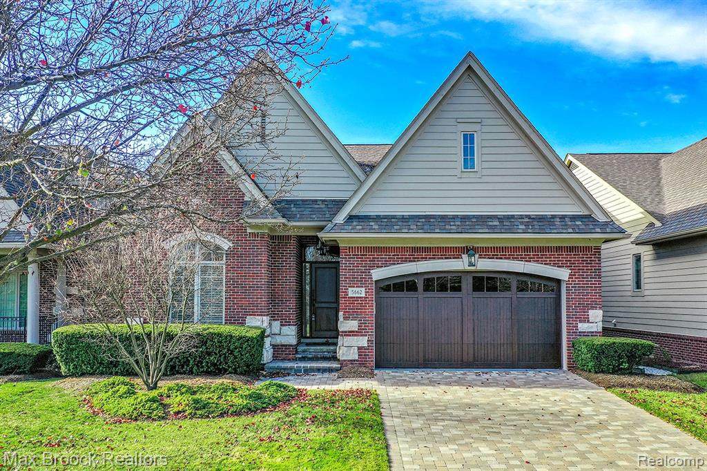 5662 Pembrooke Crossing - Photo 1