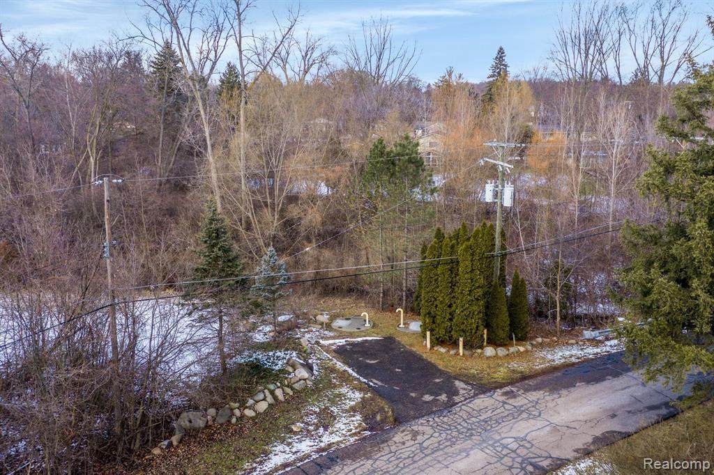 28219 Westbrook - Photo 1