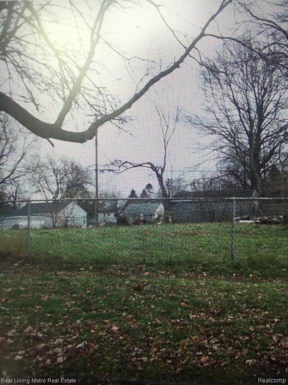 86 Yale Avenue - Photo 1
