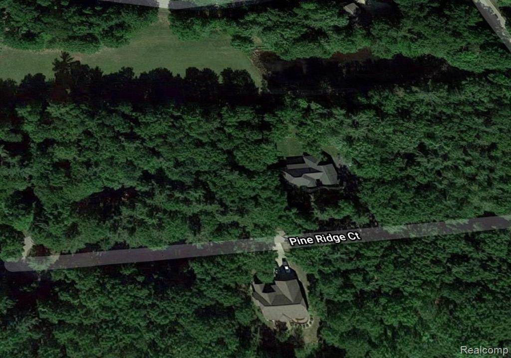 40 Pine Ridge - Photo 1