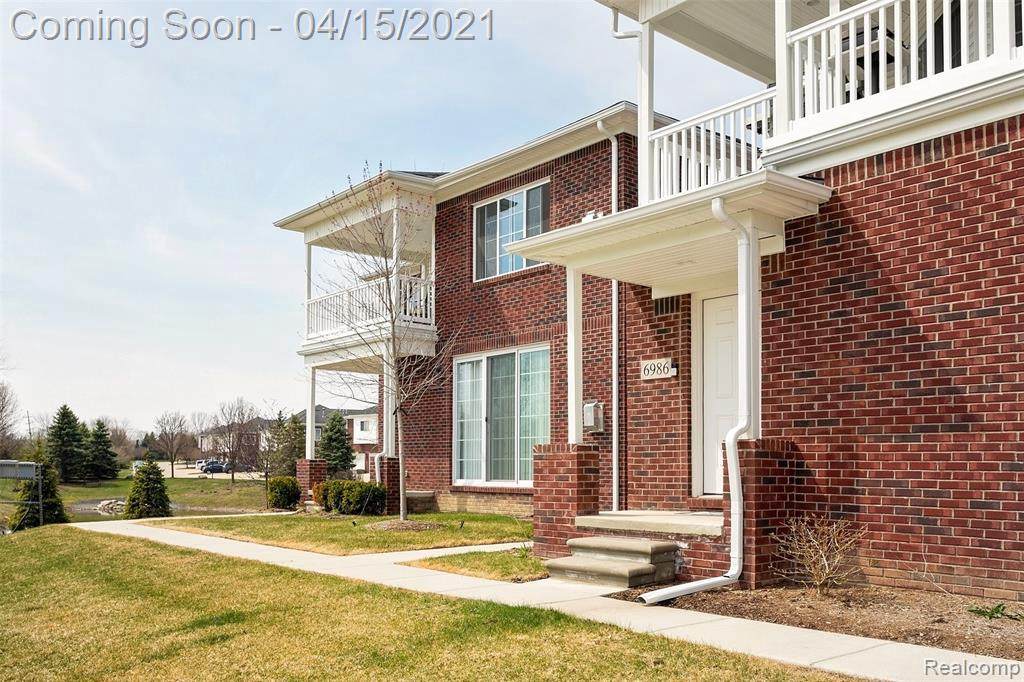 6986 Boulder Pointe Drive - Photo 1