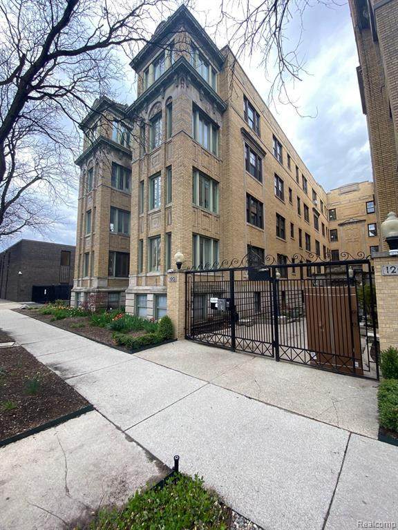 120 Seward St # 33/307 - Photo 1