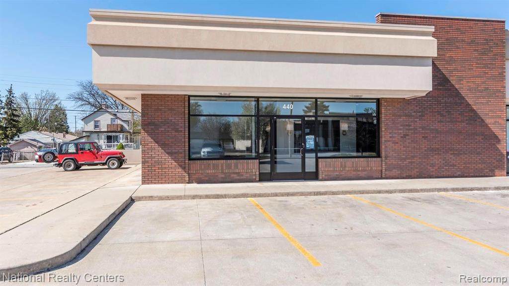 440 Eureka Rd - Photo 1