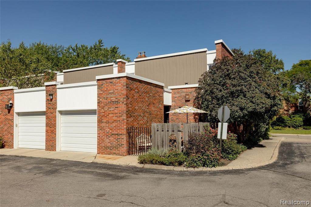 2057 Hyde Park - Photo 1