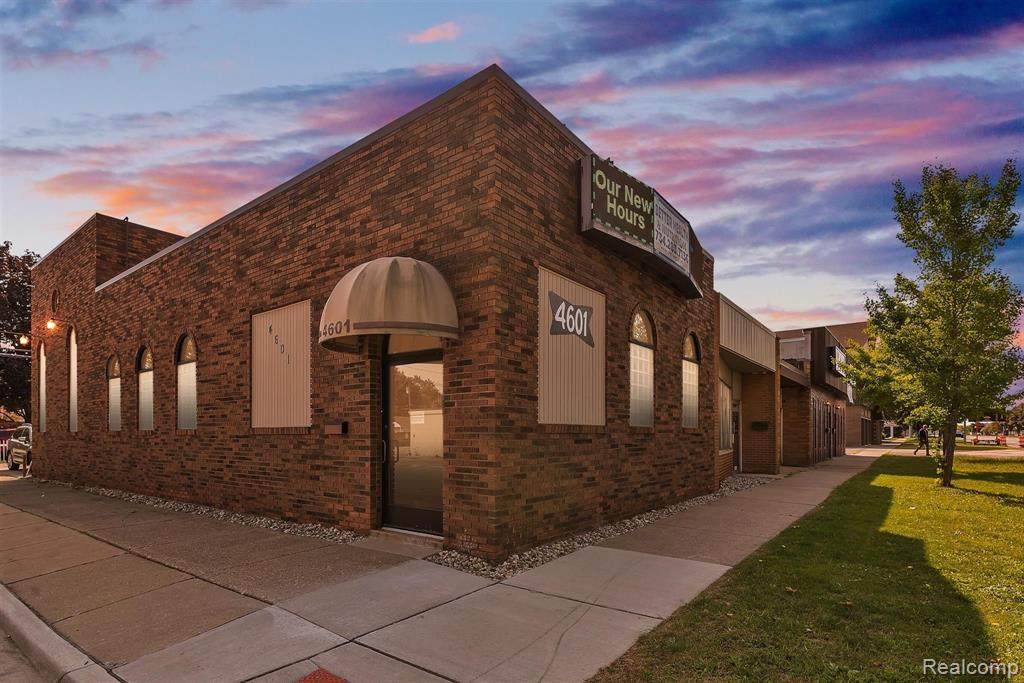 4601 Allen Road - Photo 1