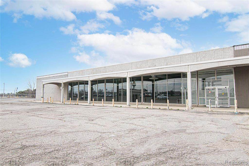 4120 W Pierson Rd - Photo 1