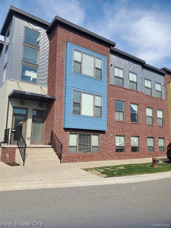 1250 Diamond Ct Unit D - Photo 1