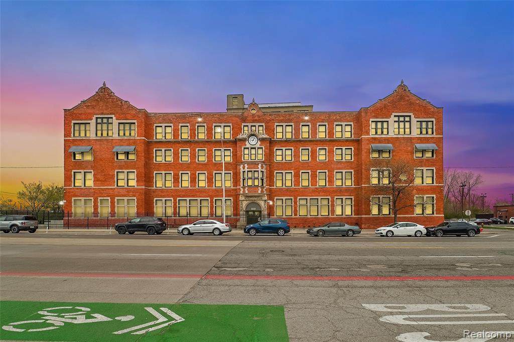 6533 Jefferson Ave #102E Avenue - Photo 1