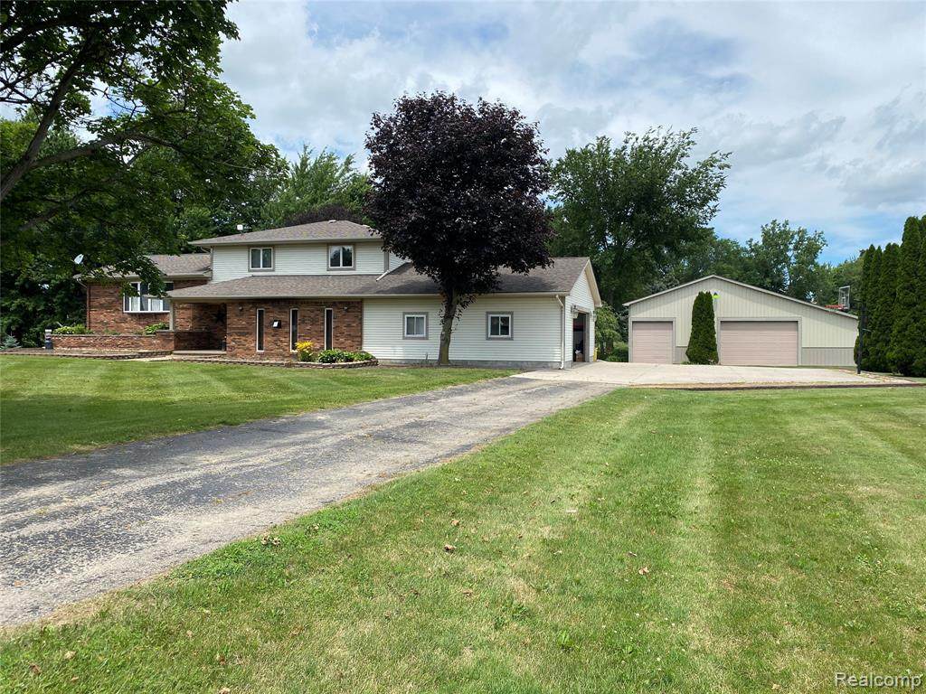 1610 Peck Road - Photo 1