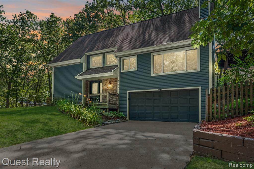 5000 Algonquin Boulevard - Photo 1