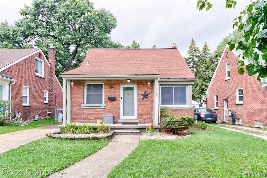 23235 Forest Street - Photo 1