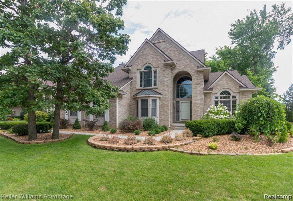 1643 Glengarry Woods - Photo 1