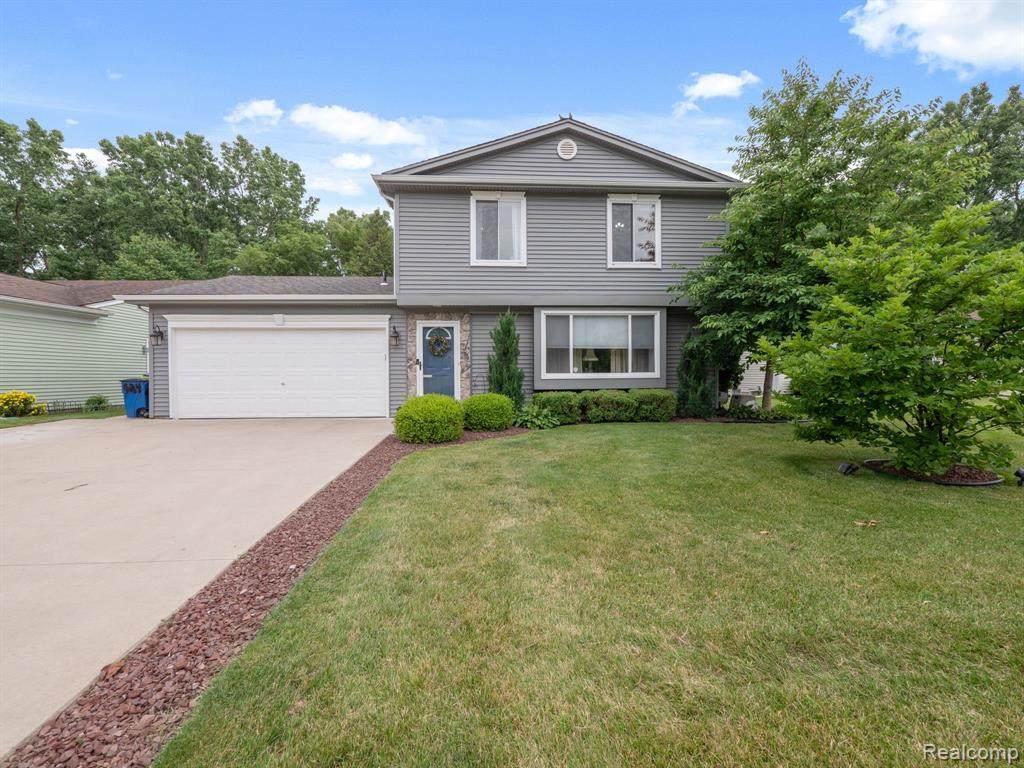 924 Hearthside Street - Photo 1