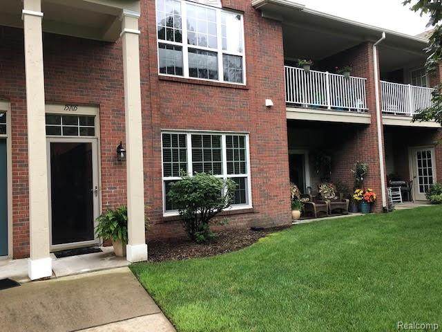 15105 Chesapeake Circle - Photo 1