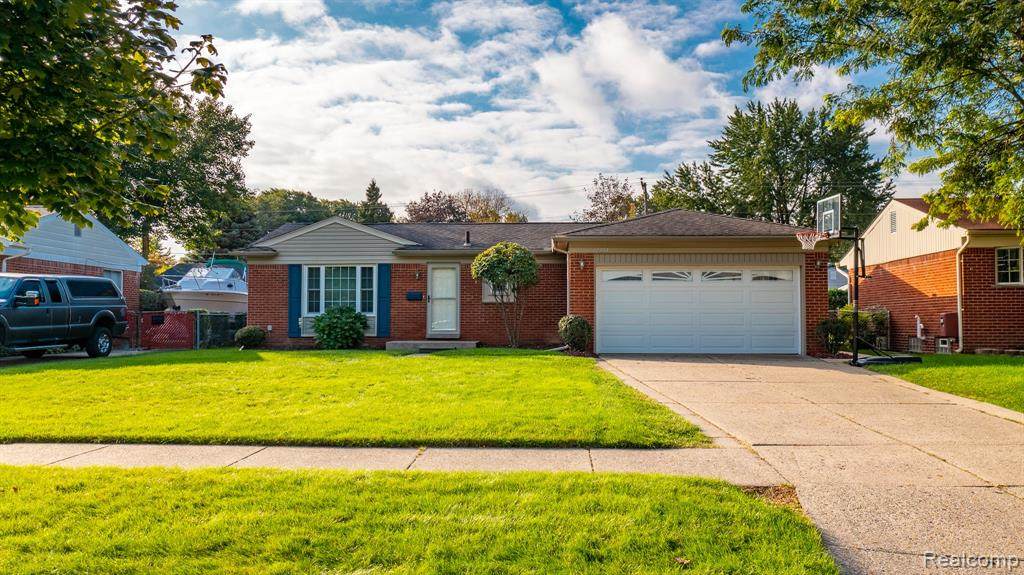 12304 Greenway Drive - Photo 1
