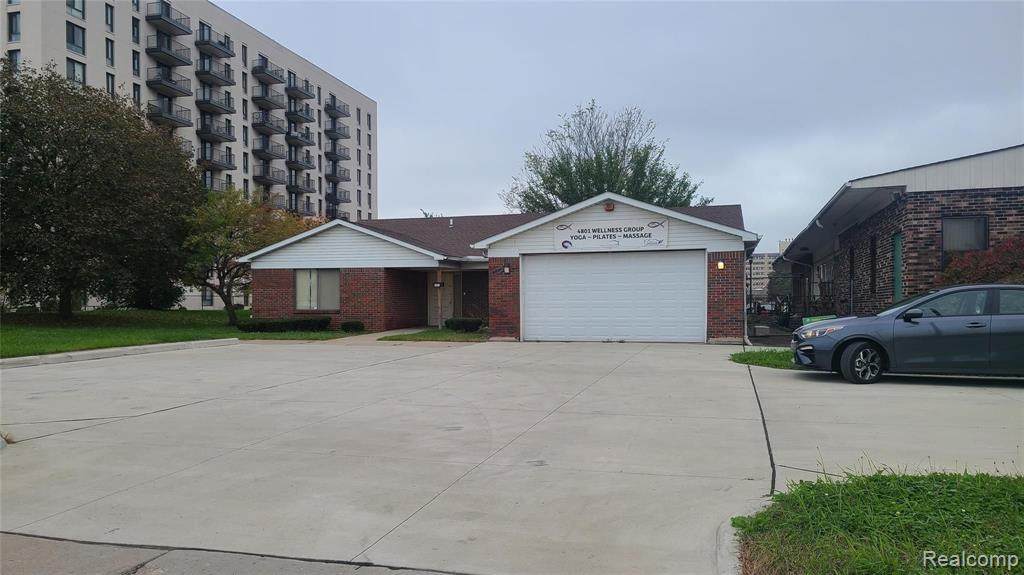 4801 Chrysler Drive - Photo 1