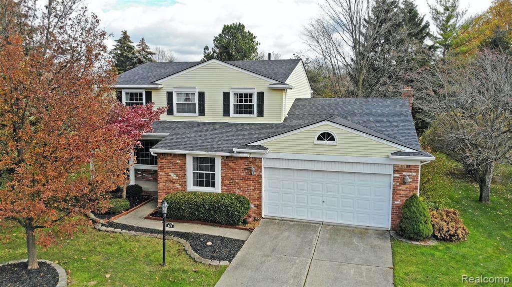 978 Dahlia Lane - Photo 1