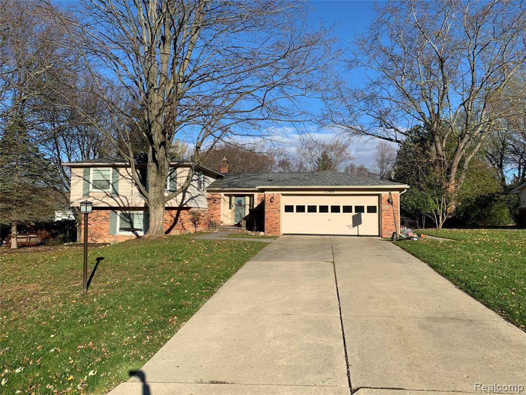 3746 Hutchins Hill Drive - Photo 1